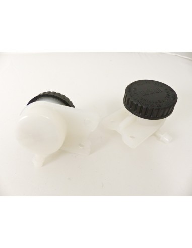 deposito de liquido de frenos brembo 30 cm montaje horizontal salida recta blanco