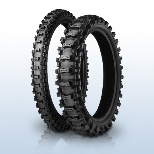 110/90 -19 62M STARCROSS MS3  R TT NHS